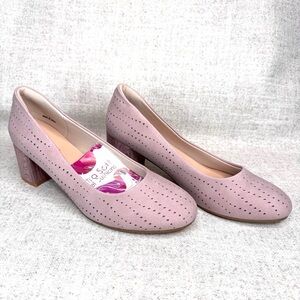 Benassal NWOT pink blush suede heels pumps size 10M orthopedic bunions comfort